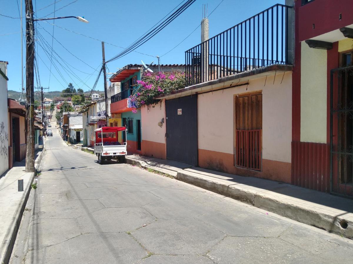 Hôtel Casa Namaste à San Cristóbal de Las Casas Extérieur photo